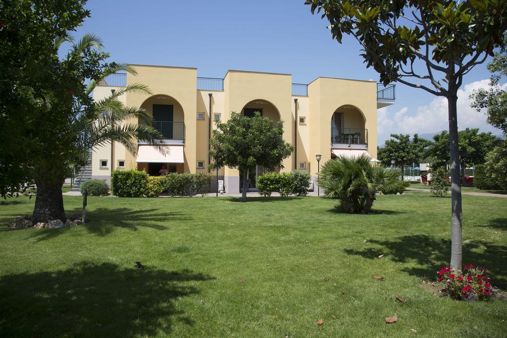 Residence Borgomare 알벤가 외부 사진